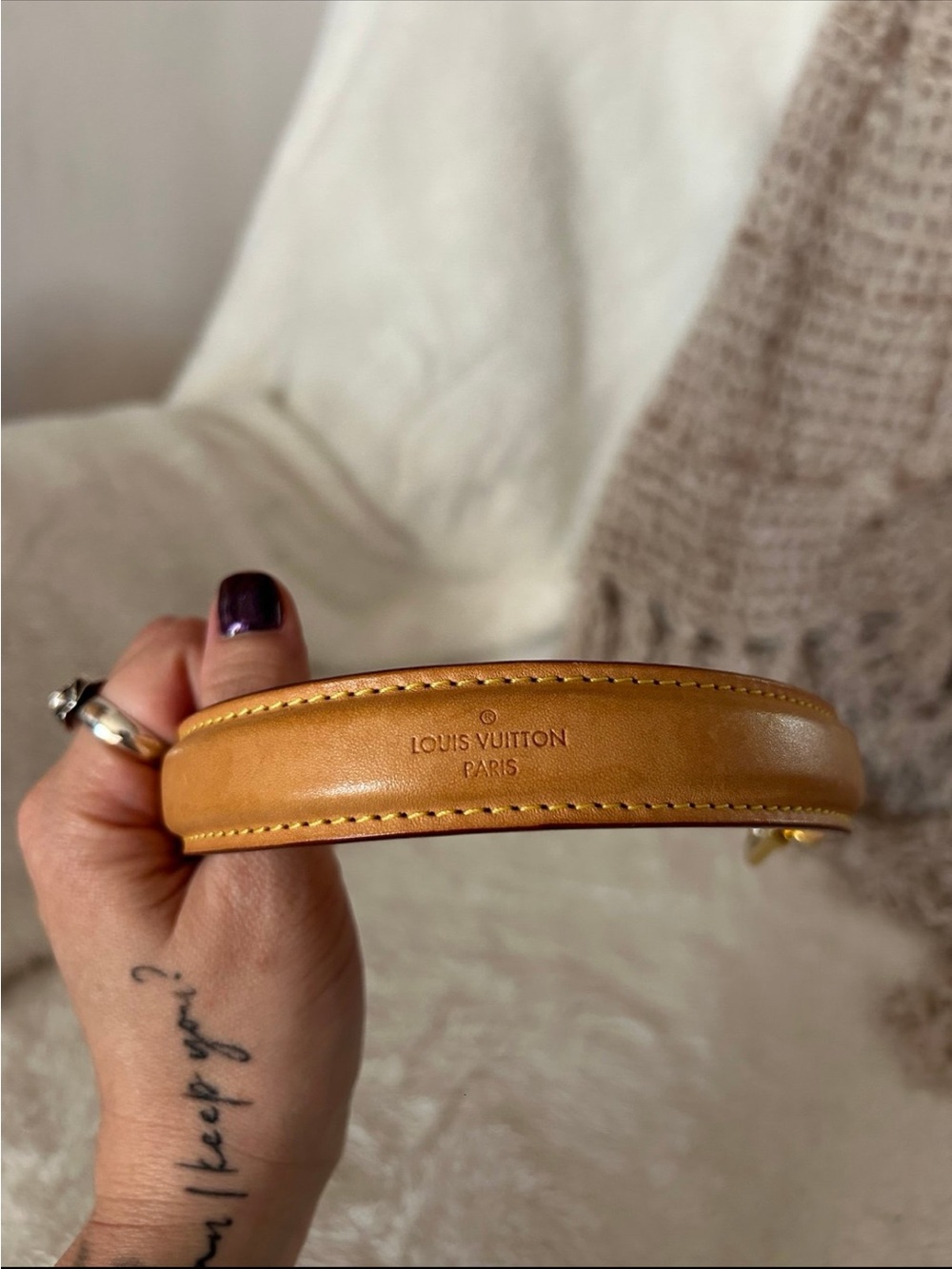Louis Vuitton Vachetta Leather top handle in Honey Tan - Picture 7 of 10
